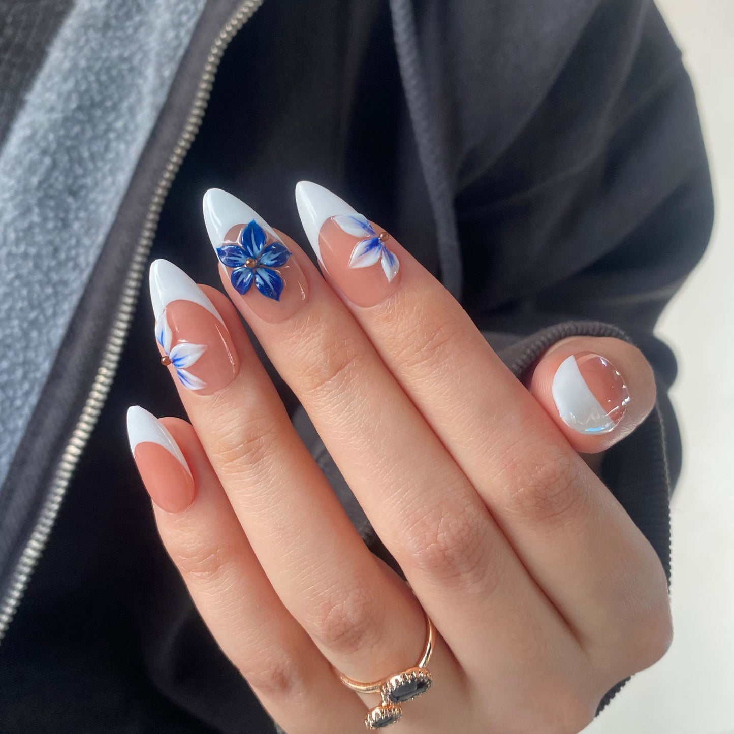 Simple Blue Flower