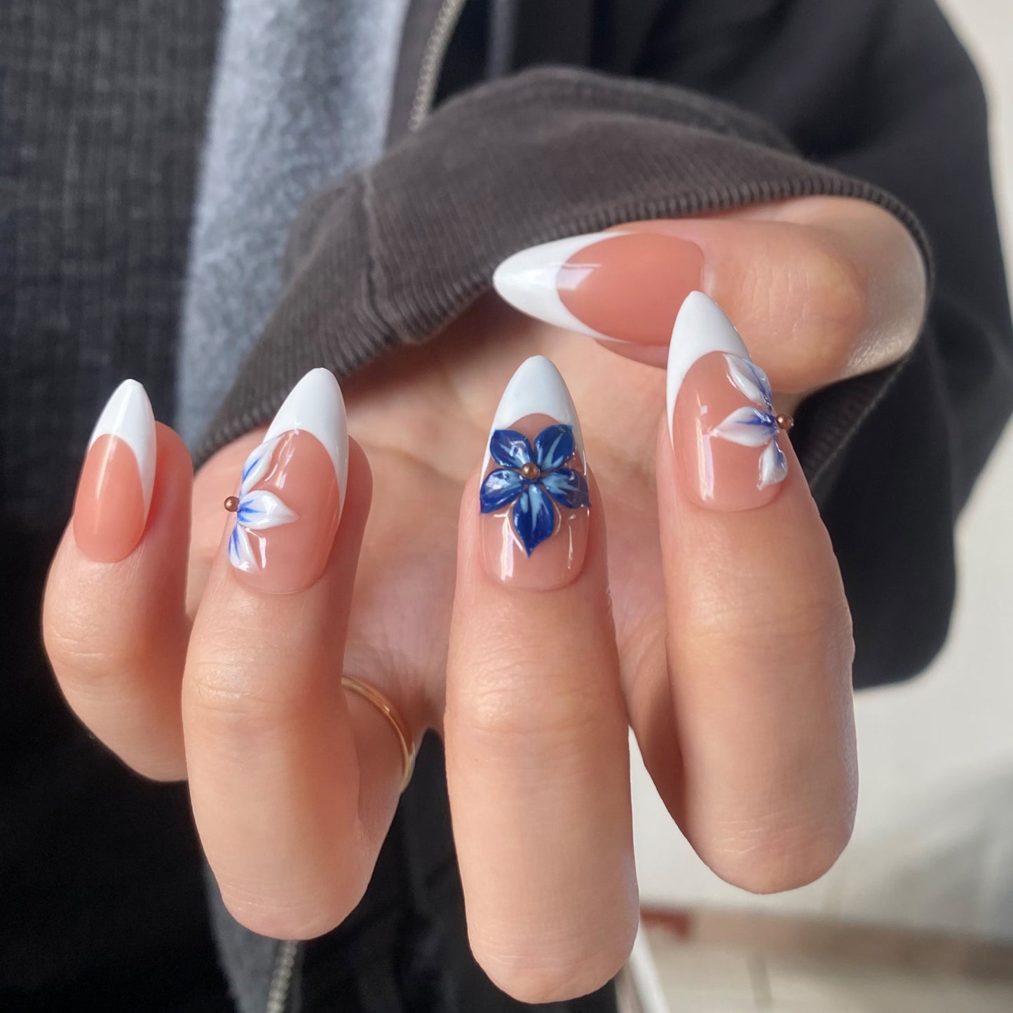 Simple Blue Flower