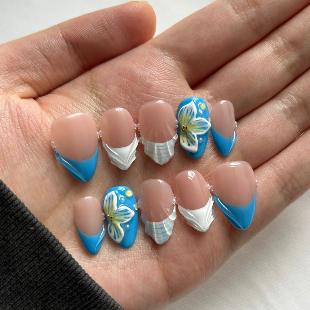 Blue Shell Short Almond Nails