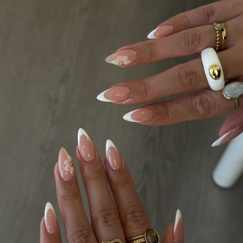 White INS Y2K French women's Almond Nails