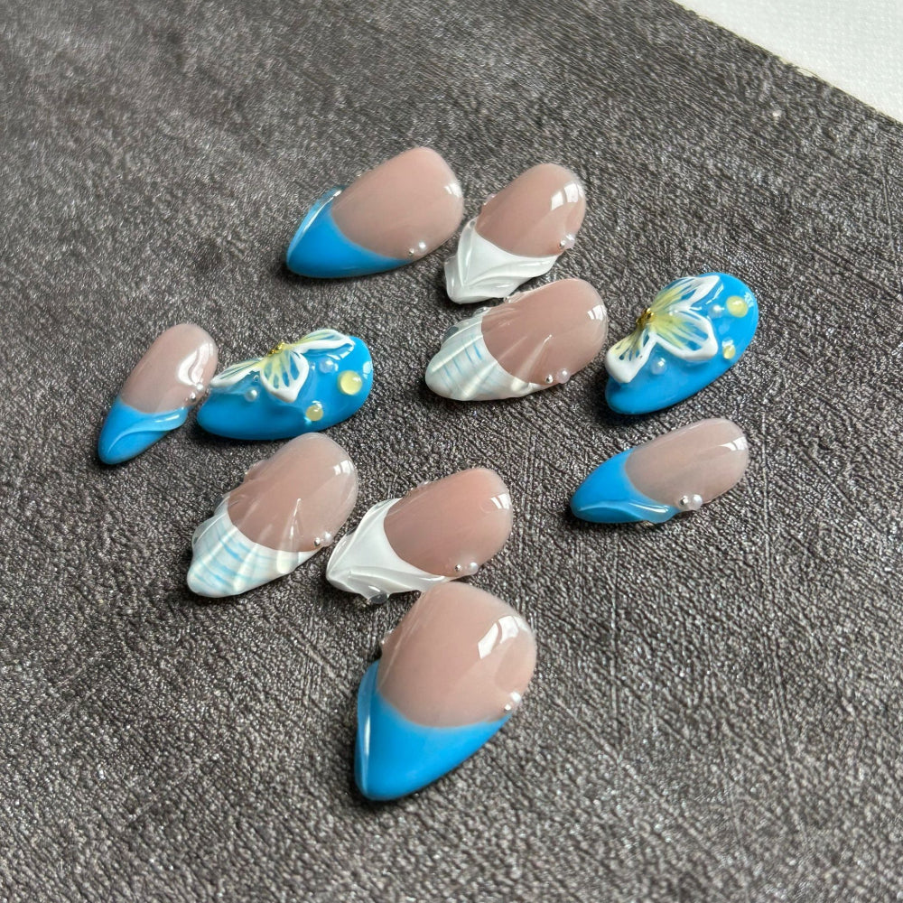 Blue Shell Short Almond Nails